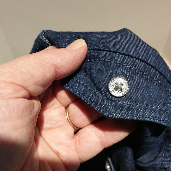 ⬇️Justice denim shirt with rhinestone collar - Picture 6 of 9